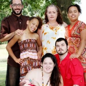 Meet your Posher, Cari